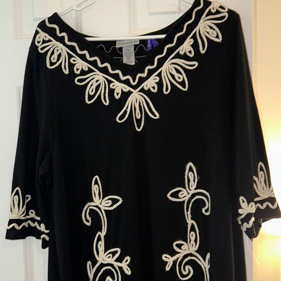 Catherine's Maternity Dress - Picture 4 of 10